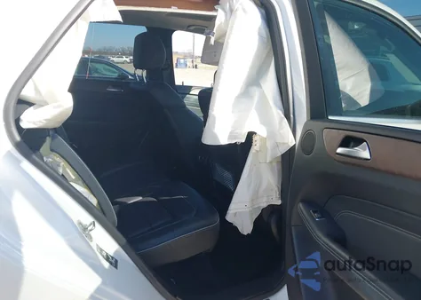 2012 Mercedes-Benz Ml 350 4Matic z USA, uszkodzony, nr VIN 4JGDA5HB2CA009973